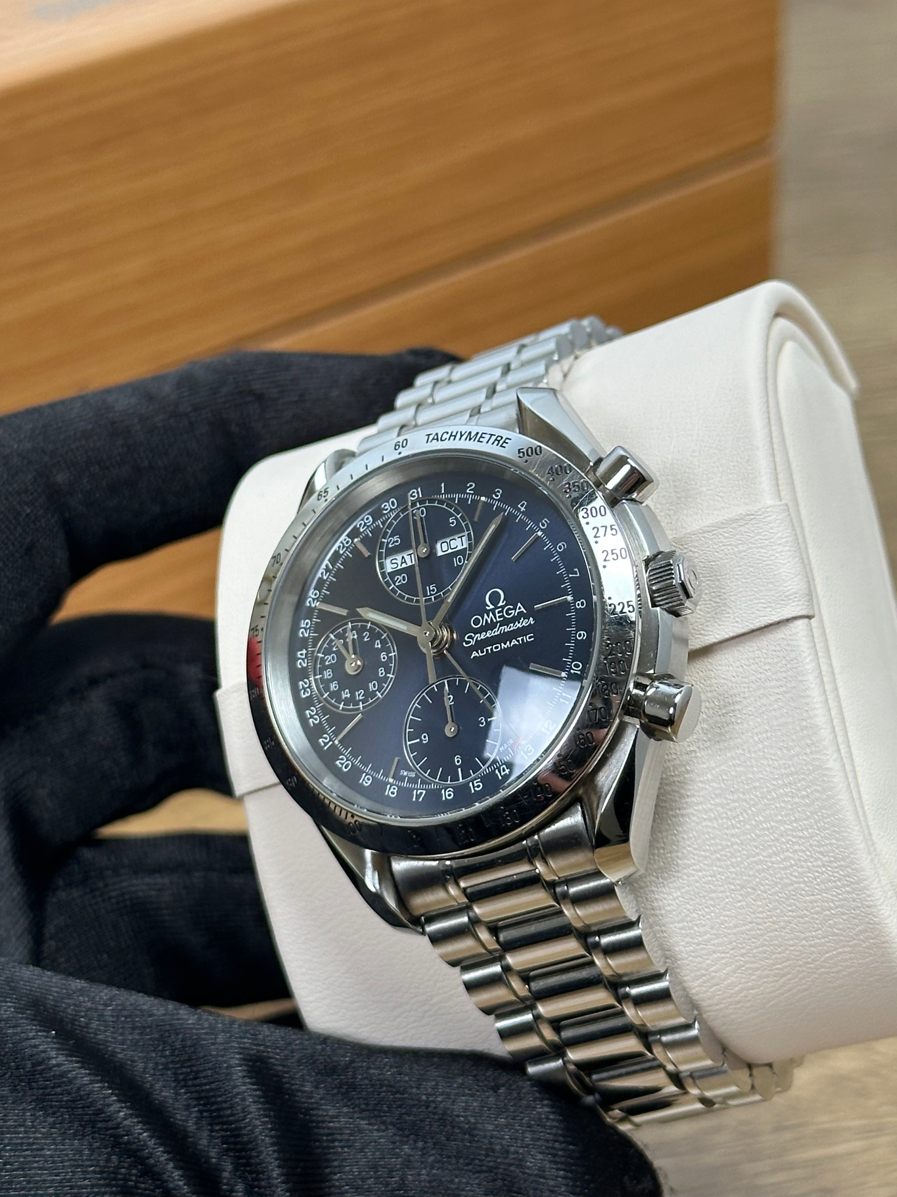 Omega Speedmaster Day-Date 39mm