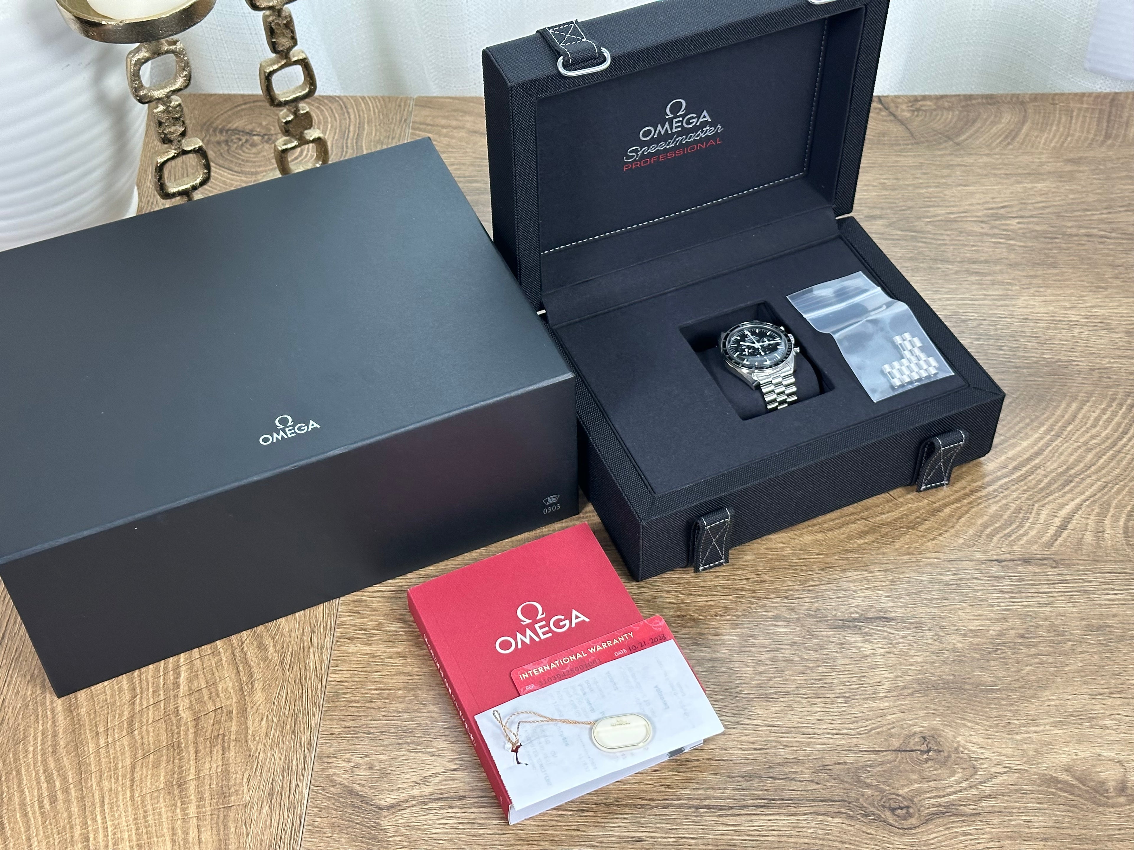 Omega Speedmaster Moonwatch Professional - Hesalite
