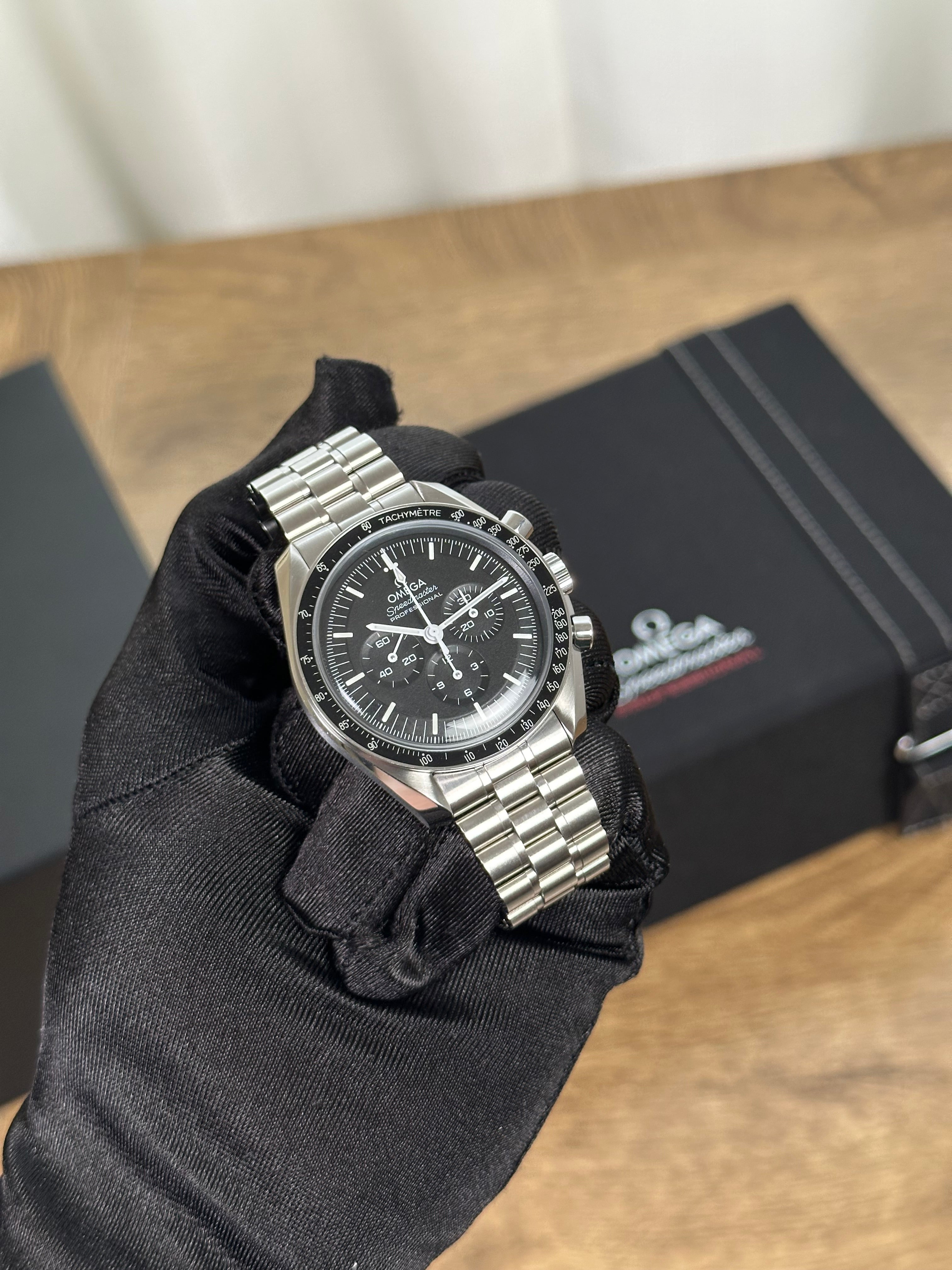 Omega Speedmaster Moonwatch Professional - Hesalite
