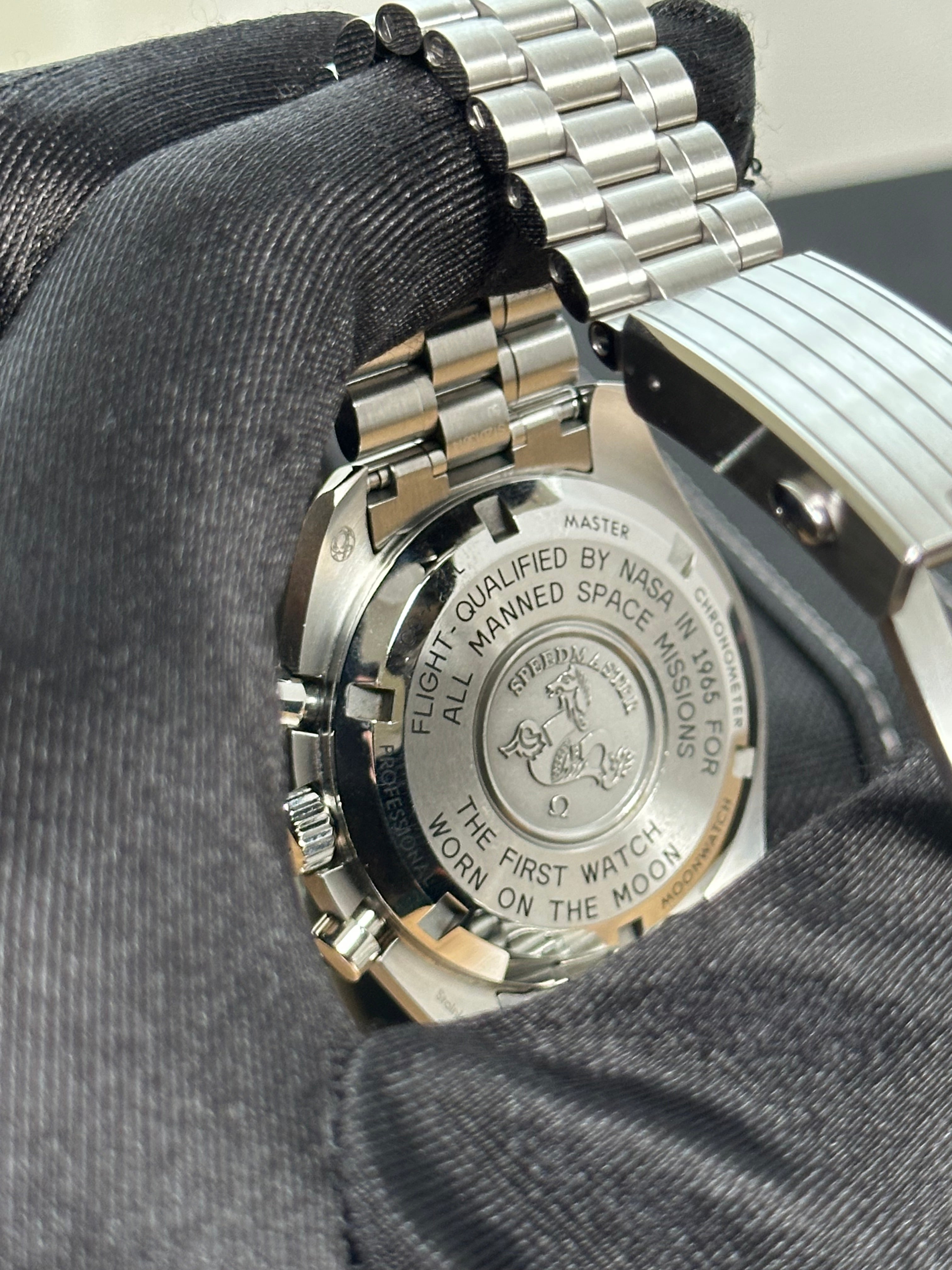 Omega Speedmaster Moonwatch Professional - Hesalite
