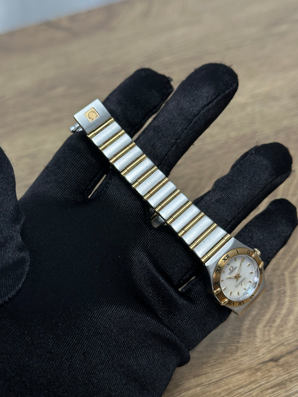 Omega Constellation 24mm - Two-tone MOP dial