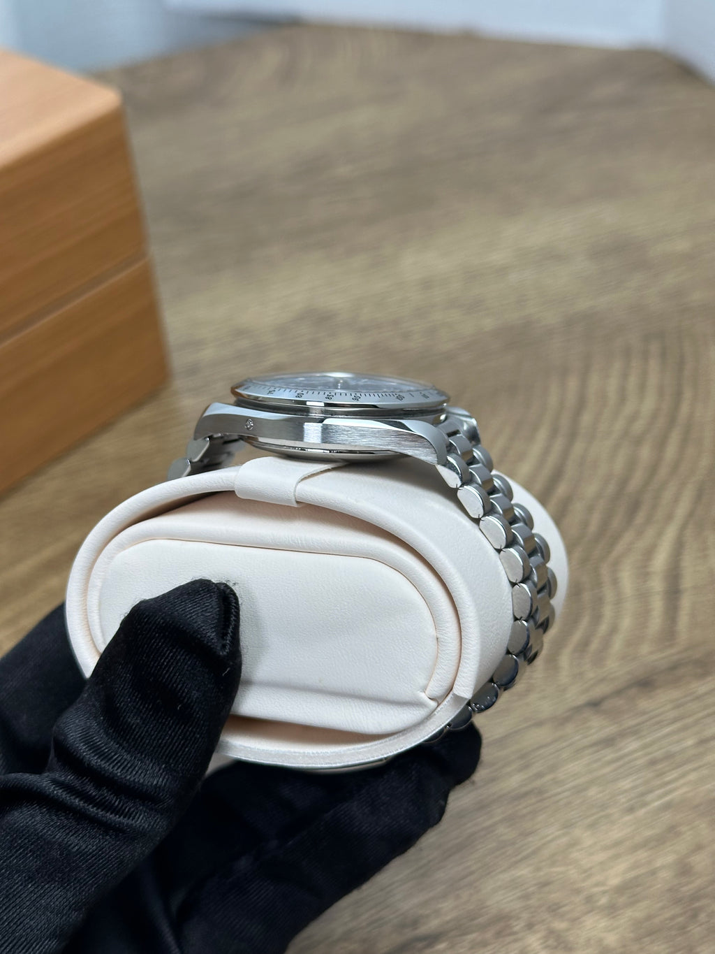 Omega Speedmaster Day-Date 39mm