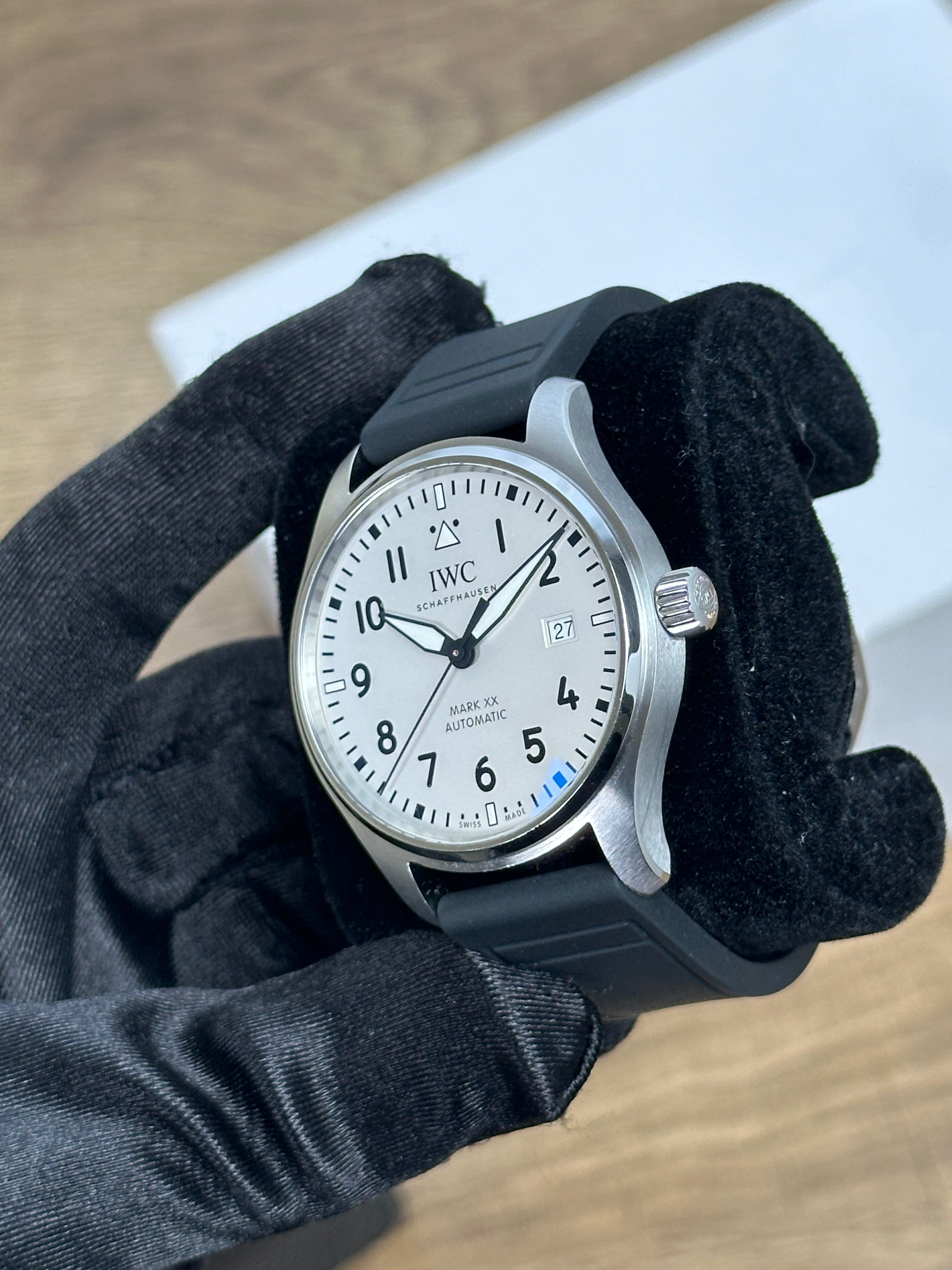 IWC Pilot’s Watch Mark XX - White