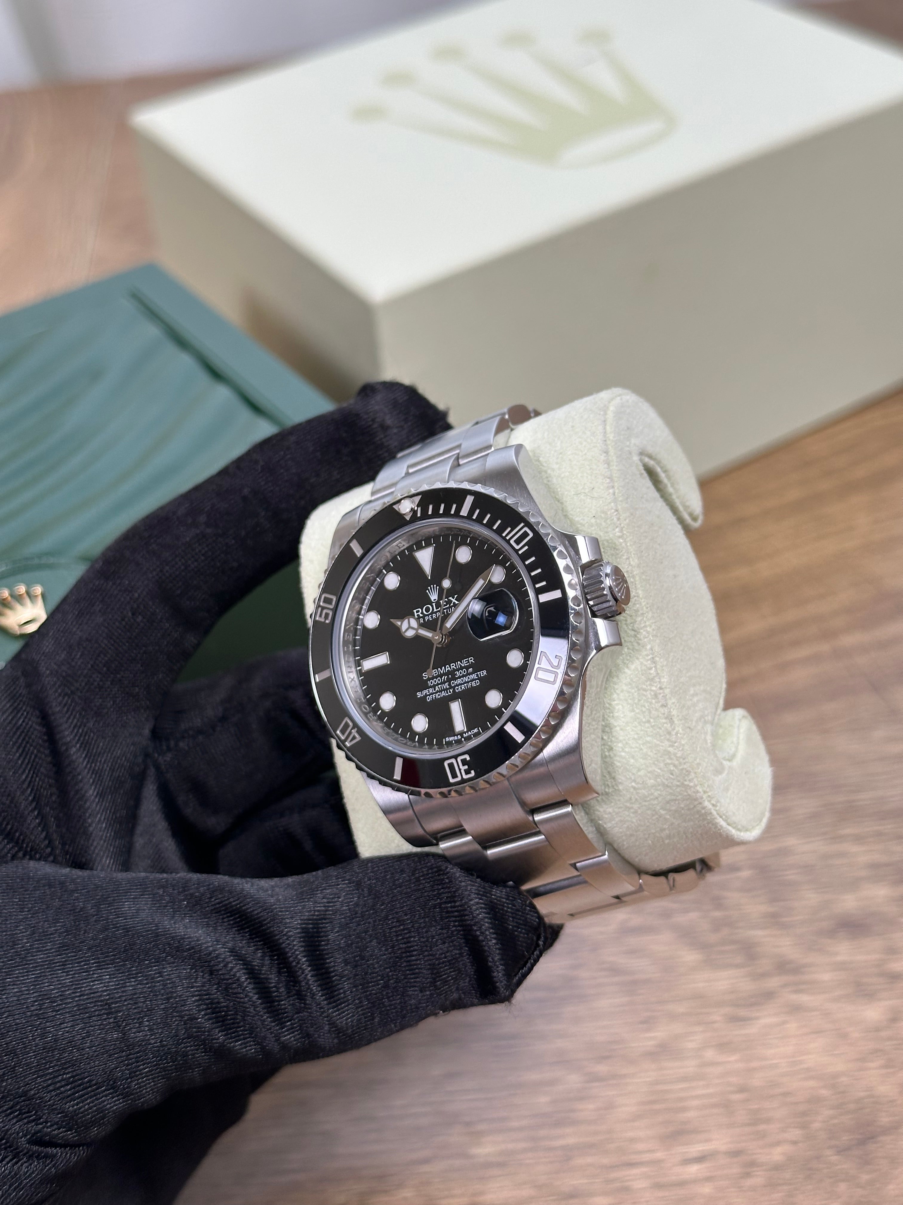 Rolex Submariner Date, 116610LN